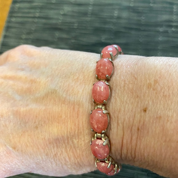 Elegant bracelet of Rhodochrosite from Argentina - Picture 1 of 2